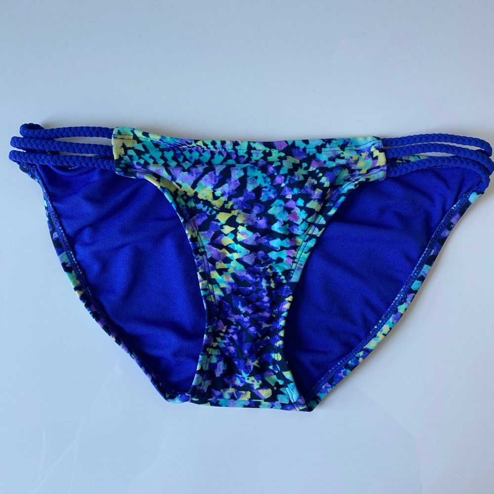 NWOT size small bikini bottom